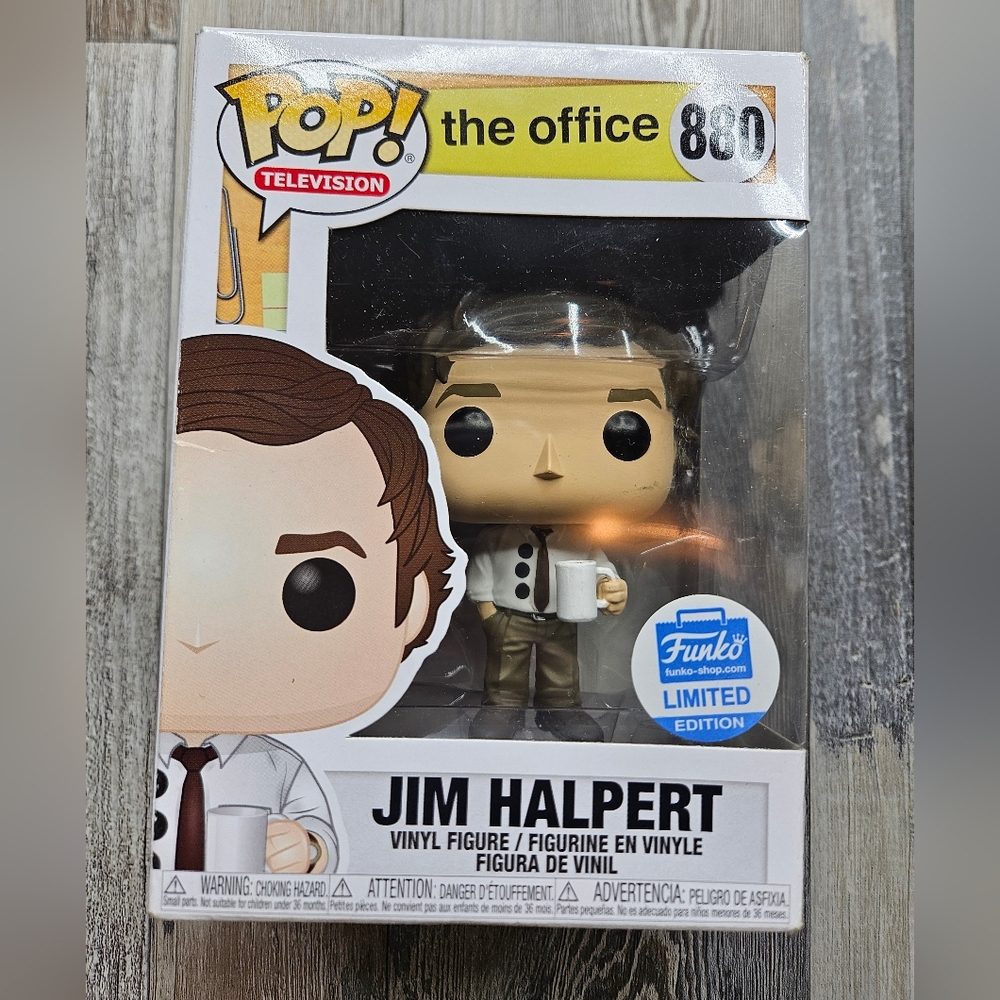 Jim Halpert The Office Funko Pop 880 Three Hole Punch Coffee Cup